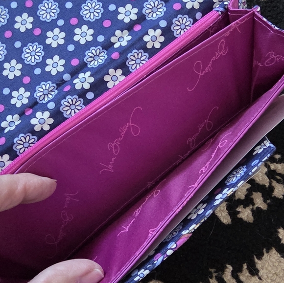 Vera Bradley Boysenberry Print Travel Wallet, Passport, ID - Picture 2 of 9